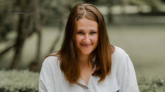 Kreative Selbsterfahrung mit Art Therapy Methoden – mit Julia Wenderoth im Self Love Club Salzburg