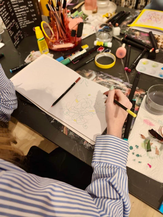Play Date: Art Journaling-Workshop