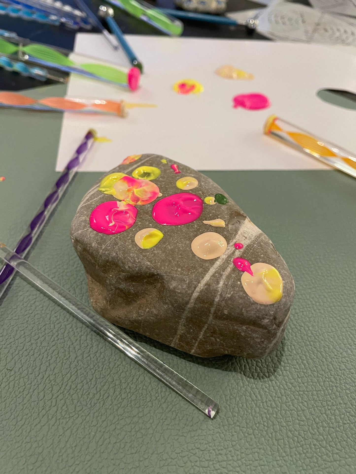 Mindful Stone Art für dich & dein Kind