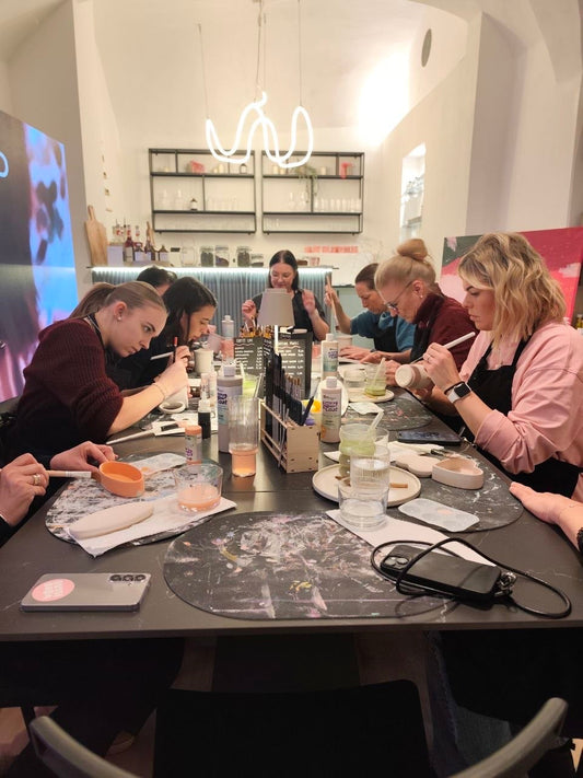 Firmenfeier in Salzburg mit Keramik bemalen