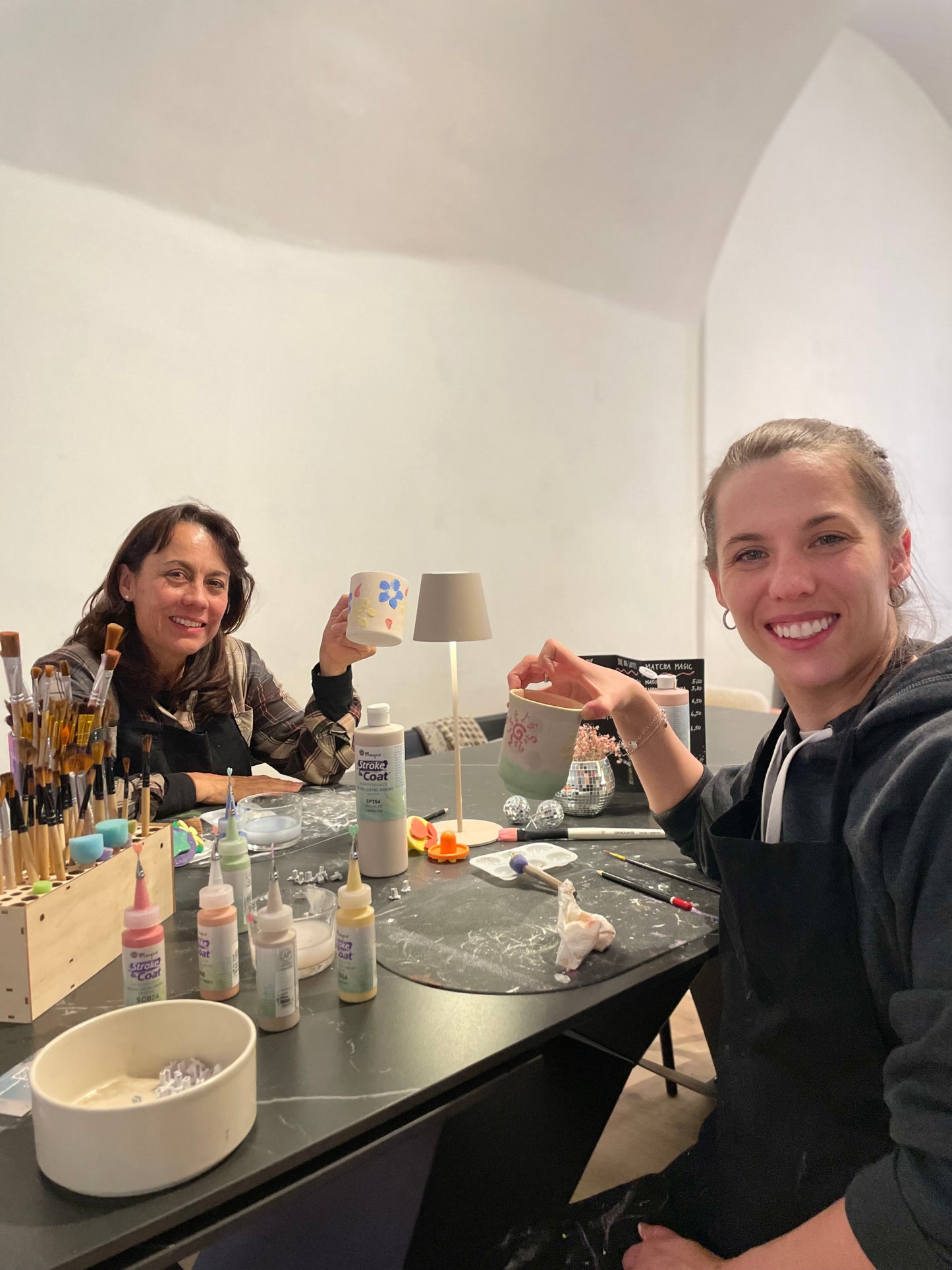 Keramikmalerei: Paint Your Own Pottery