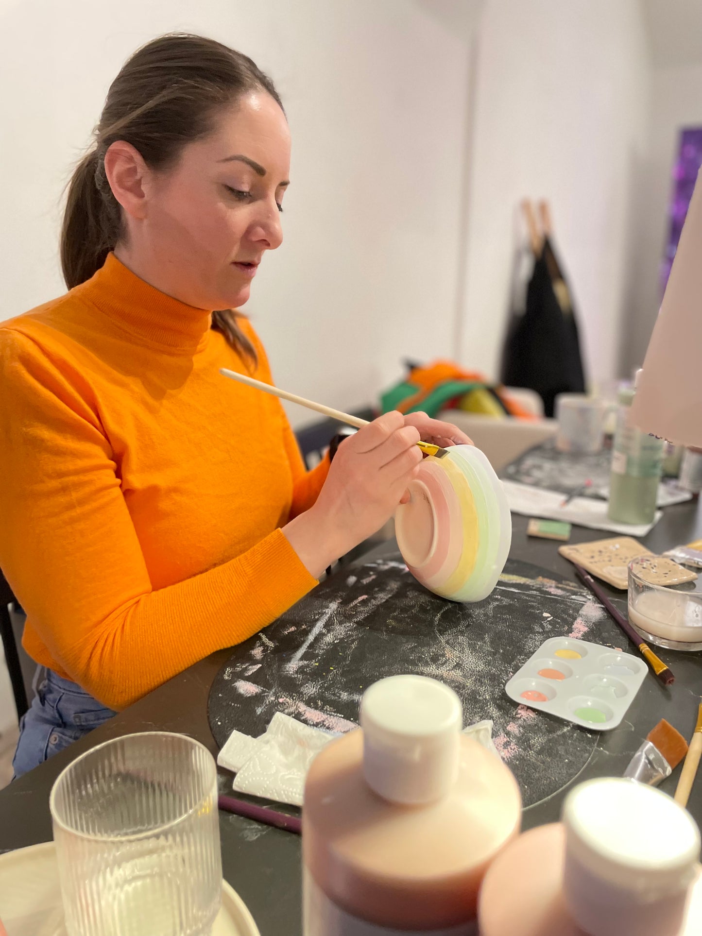 Keramikmalerei: Paint Your Own Pottery