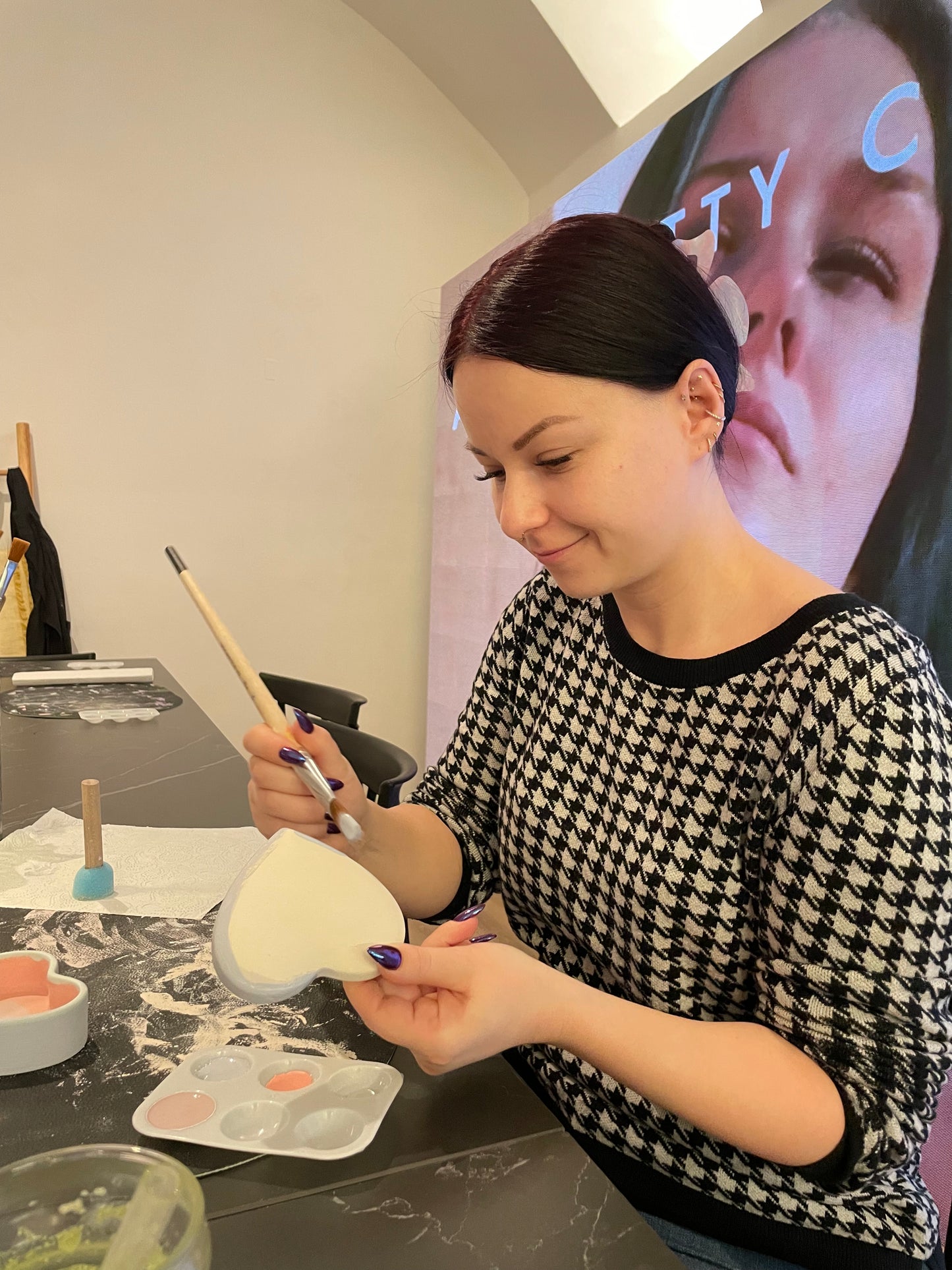 Keramikmalerei: Paint Your Own Pottery