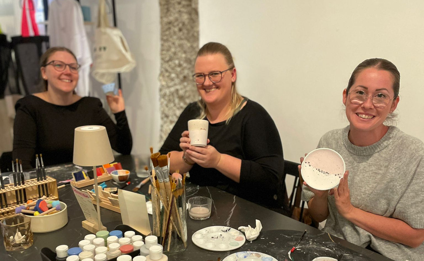 Keramikmalerei: Paint Your Own Pottery